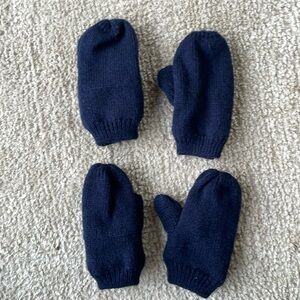 Two sets of navy blue old navy mittens